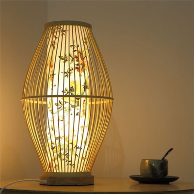 đèn tre để bàn kiểu trụ M016