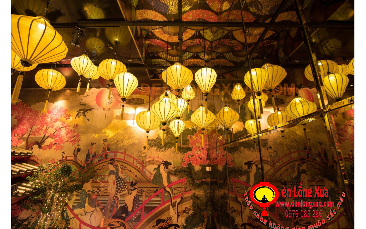 Đèn lồng vải truyền thống tạo nét đẹp cho trang trí nhà hàng