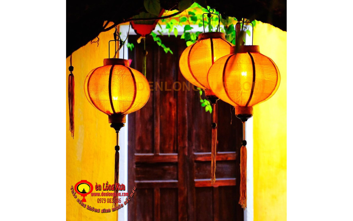 Đèn lồng Hội An là biểu tượng văn hóa độc đáo của Việt Nam và trở thành điểm đến không thể bỏ qua khi đến Hội An. Năm 2024, đèn lồng Hội An sẽ được thêm nhiều màu sắc và thiết kế mới, tạo ra những bức ảnh đẹp lung linh. Hãy đến Hội An vào mùa đông để trải nghiệm vẻ đẹp đầy màu sắc của đèn lồng và tìm hiểu về lịch sử và văn hóa độc đáo của thành phố cổ.
