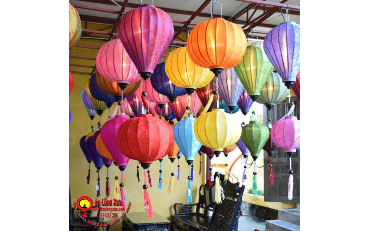 Combo Trang Trí Quán Cafe Dịp Lễ: Bí Quyết Thu Hút Khách Hàng - Đèn Lồng Xưa